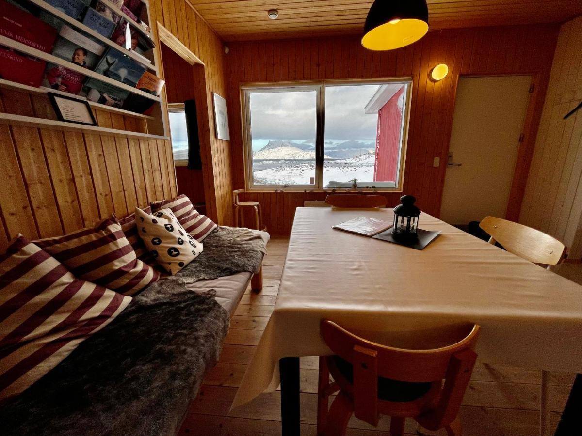 Inuk Hostels Nuuk Exterior foto
