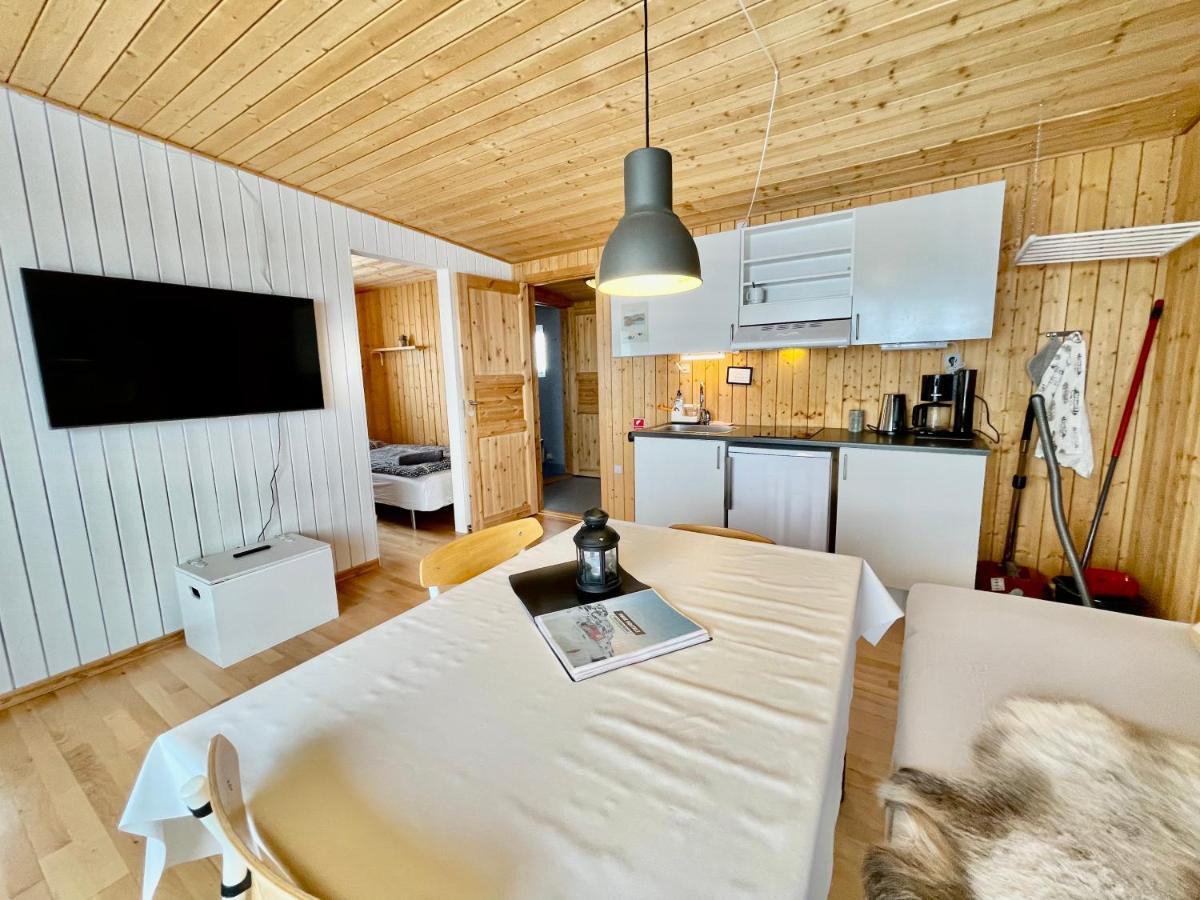 Inuk Hostels Nuuk Exterior foto